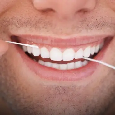 Foto Boala tăcută care afectează dinții: 7 moduri în care gingiile îți pot distruge sănătatea