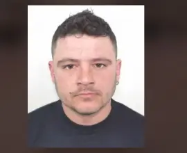 Foto Tânăr din Vulpeni, dat dispărut de către sora sa