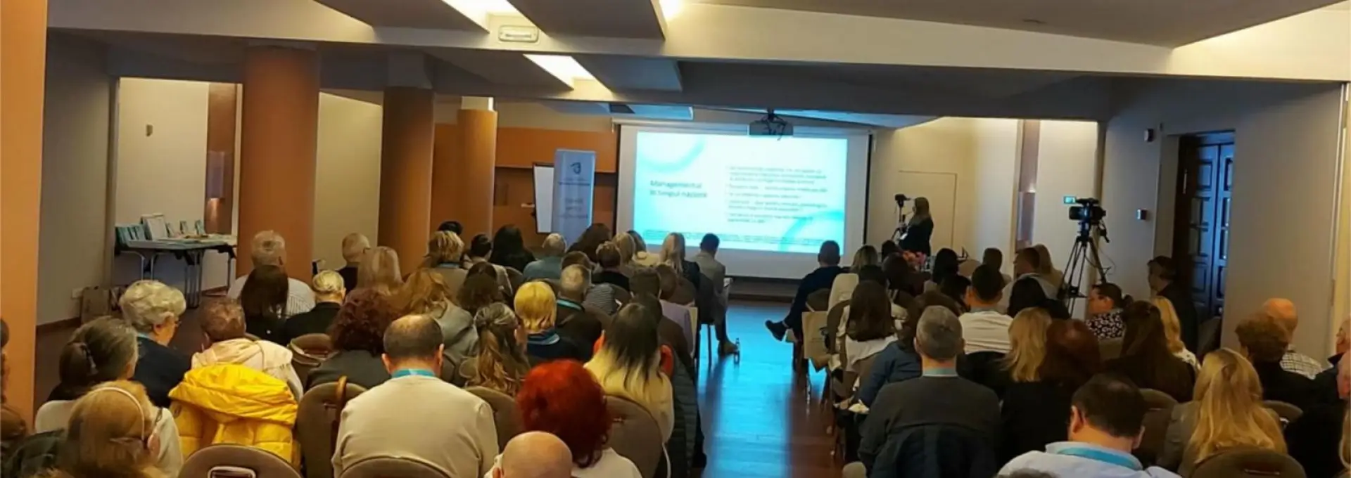 Foto Mărturiile pacienților cu miastenie devin carte și aduc în prim plan o boală ignorată