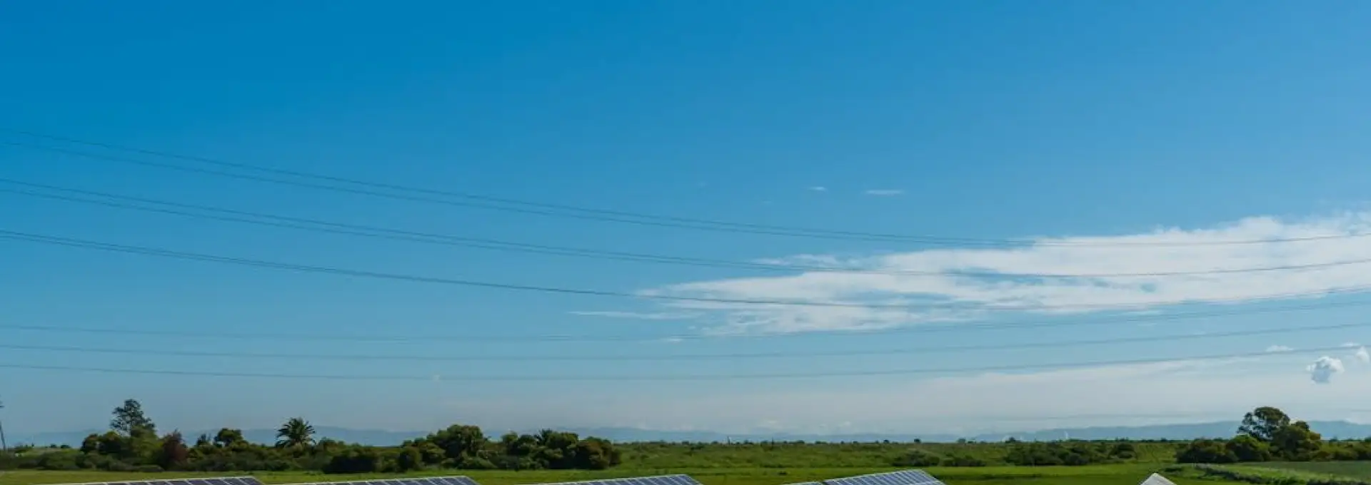 Foto Parc fotovoltaic de 174,5 MW la Dobrun, în judeţul Olt. Finanțare de 72 milioane euro