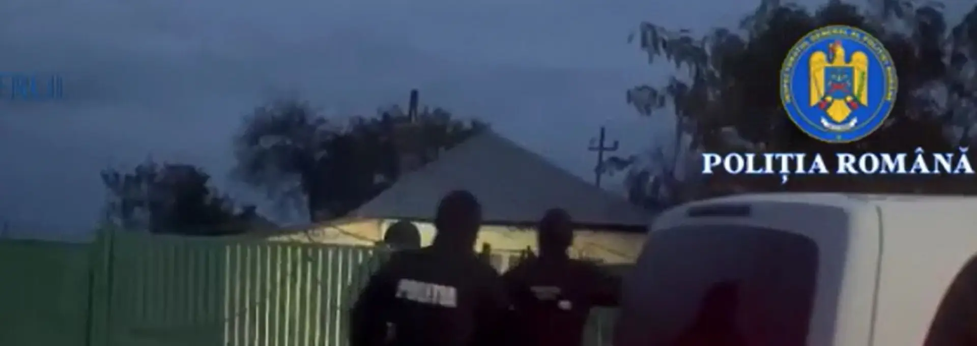 Foto Sclavie în Olt. Procurorii DIICOT şi poliţiştii au intervenit în forţă
