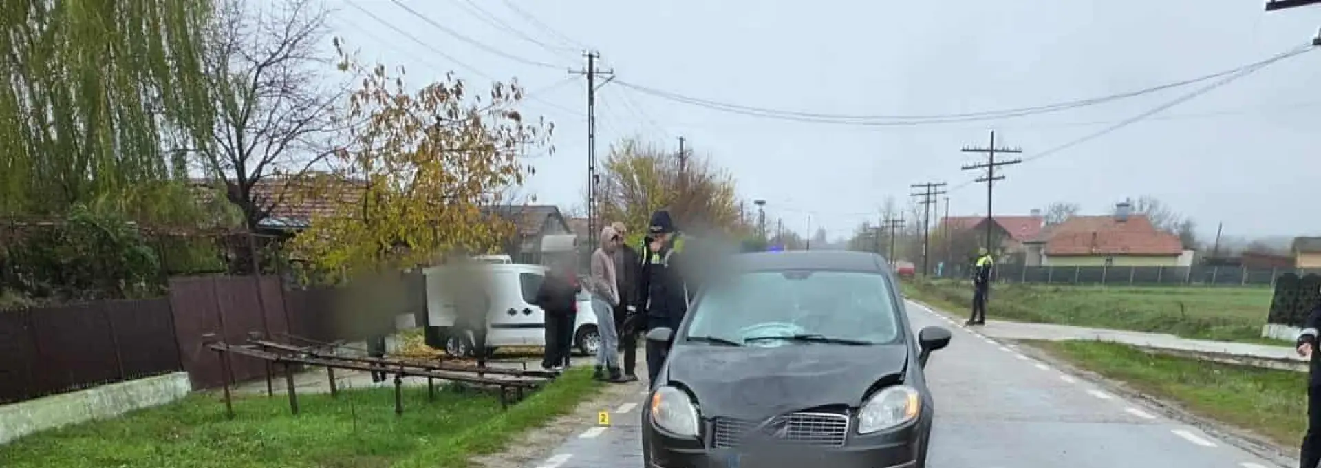 Foto Accident mortal în localitatea Vultureşti. O femeie lovită de o maşină condusă de un bărbat de 75 de ani