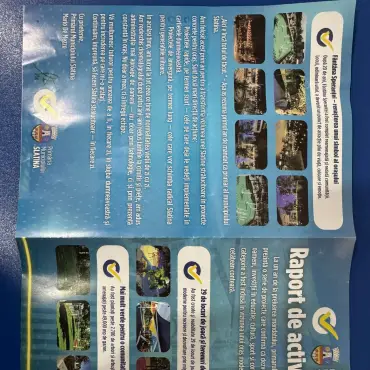 Foto „Realizările” lui De Mezzo, promovate prin 37.000 de pliante plătite din bani publici şi tipărite de o firmă cu un singur angajat