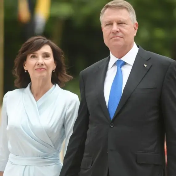 Foto ANAF l-a dat în judecată pe Iohannis. Statul cere despăgubiri pentru una dintre casele din Sibiu