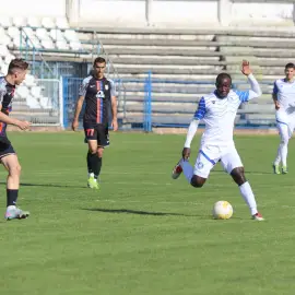 Foto CSM Slatina, confruntare pe teren propriu cu echipa neînvinsă în Liga a II-a, Corvinul Hunedoara
