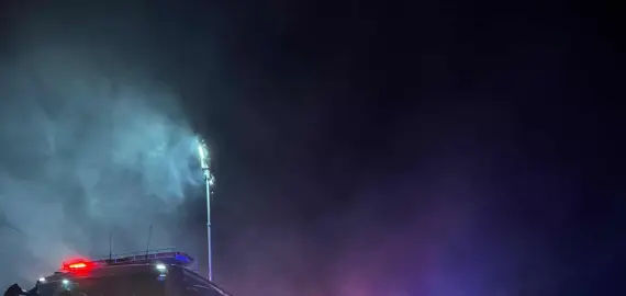 Foto Incendiu noaptea trecută, în Strejeşti. Un bărbat, de 78 de ani, salvat de pompieri