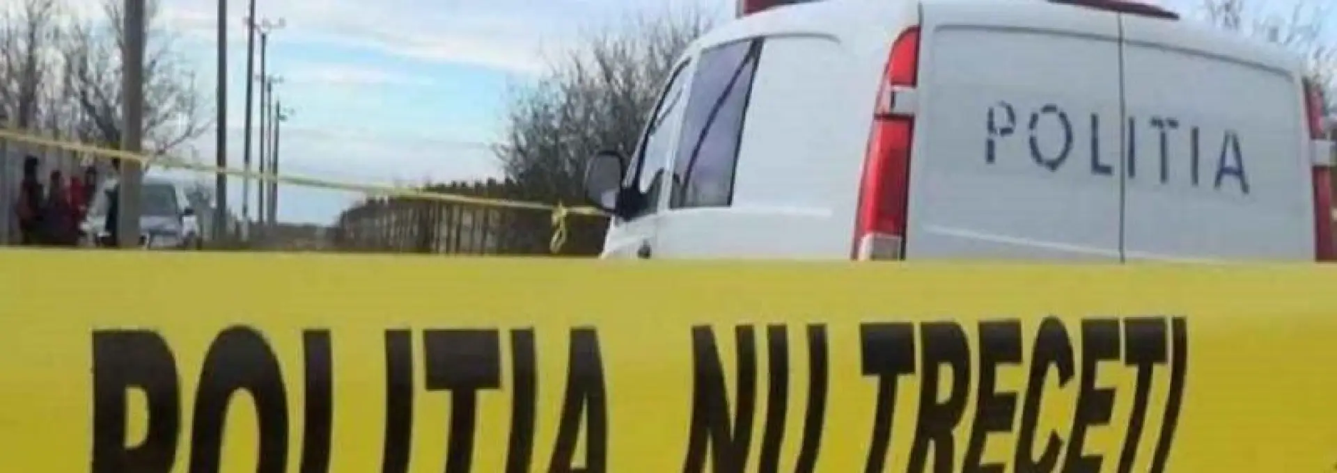 Foto Crimă la Voineasa. O femeie de 49 de ani a fost ucisă de concubin