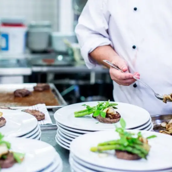 Foto Cinci programe de formare profesională, în decembrie, pentru şomerii din Olt