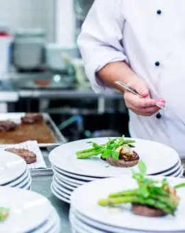 Foto Cinci programe de formare profesională, în decembrie, pentru şomerii din Olt