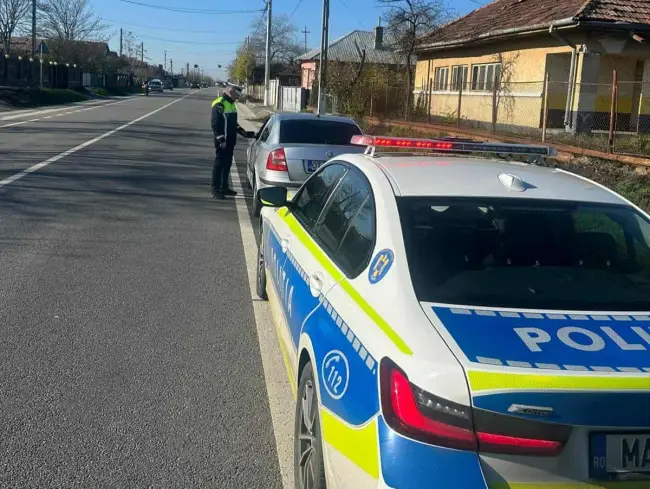 Foto Acţiune în sistem „RELEU” pe DN 6: Peste 50 de sancţiuni aplicate şi şapte permise reţinute, în câteva ore