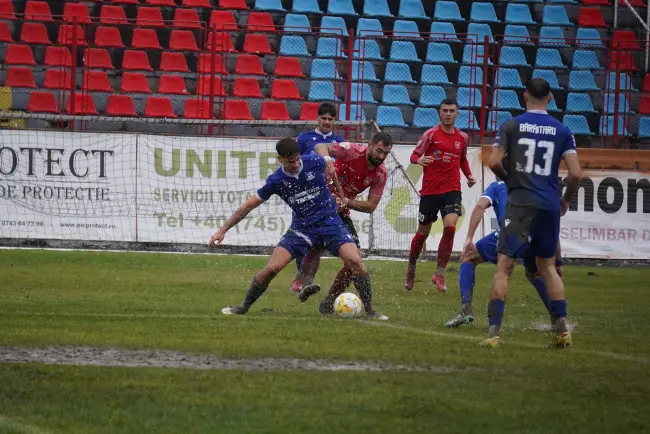 Foto CSM Slatina, victorie pe un teren impracticabil în deplasarea de la CSC Şelimbăr