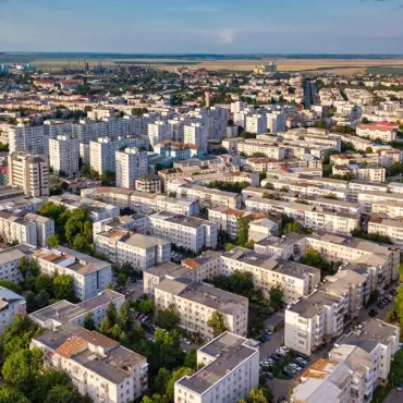 Foto Slatina, mai scumpă decât Bucureștiul și Brașovul? Adevărul despre prețurile imobiliare și capcanele blocurilor noi