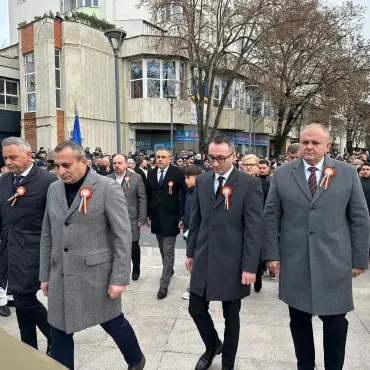 Foto Florin Barbu și Marius Iancu, mesaje de unitate la Slatina: Ce le-au transmis românilor de Ziua Națională