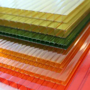 Foto Ghid practic pentru terase moderne: Descoperă cum să instalezi plăci de policarbonat durabile și estetice!