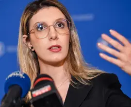 Foto PSD: Solicităm USR să-şi asume catastrofa provocată de ministra Buzoianu, după secarea barajului de la Paltinu. Nu vă puteţi ascunde la infinit incompetenţa