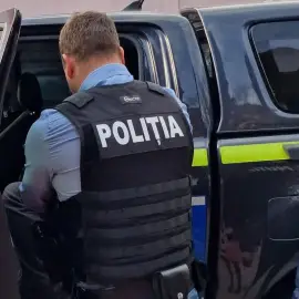 Foto Bărbat din Caracal, reţinut după ce şi-a ameninţat mama cu moartea şi a încălcat ordinul de protecţie