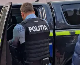 Foto Bărbat din Caracal, reţinut după ce şi-a ameninţat mama cu moartea şi a încălcat ordinul de protecţie