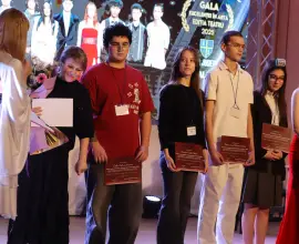 Foto FOTO: Copiii talentaţi din Olt, premiaţi la Gala Excelenţei în Artă, ajunsă la cea de-a III-a ediţie