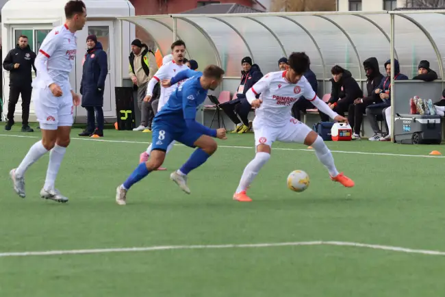 Foto Academica Balş, victorie cu 5-1 în meciul cu CSO Filiaşi. Căpitanul echipei bălşene a reuşit un hattrick