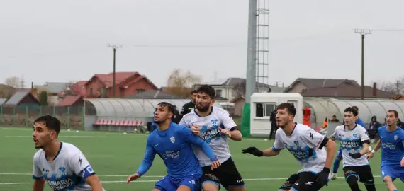 Foto Oltul Curtişoara pierde duelul de pe teren propriu cu LPS Clinceni