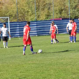 Foto Liga a IV-a/ Rezulate şi clasament. Lupii Profa iernează pe primul loc