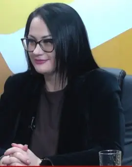 Foto Viceprimarul Slatinei, Mădălina Văle, spune că află din presă despre valul de achiziții directe ale Primăriei