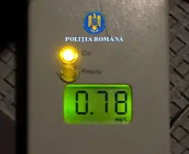 Foto VIDEO. Tânăr, din Tia Mare, reţinut după ce a fost depistat băut şi fără permis în trafic