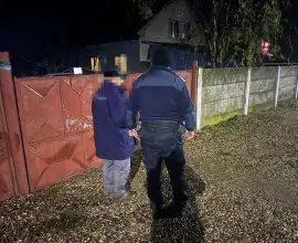 Foto Un bărbat de 78 de ani, rătăcit în afara localităţii Băbiciu, găsit de jandarmii olteni