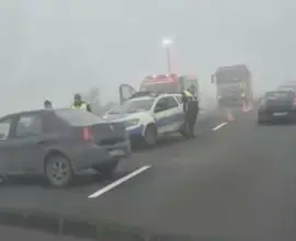 Foto Accident pe DN 65, la Valea Mare. O persoană rănită, după coliziunea între două autoturisme