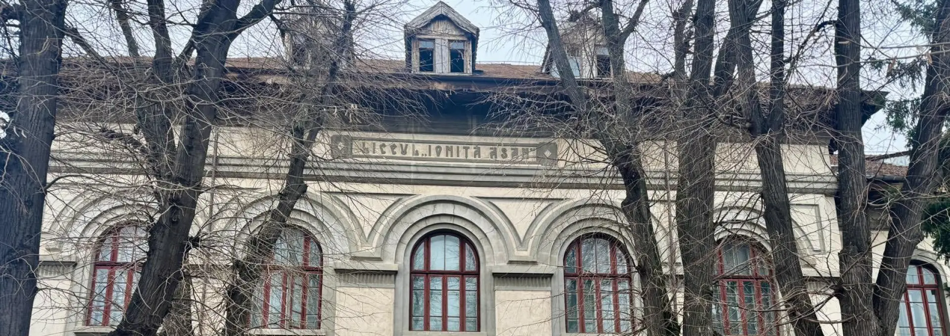 Foto Undă verde pentru restaurarea, consolidarea şi dotarea Liceului „Ioniţă Asan” din Caracal