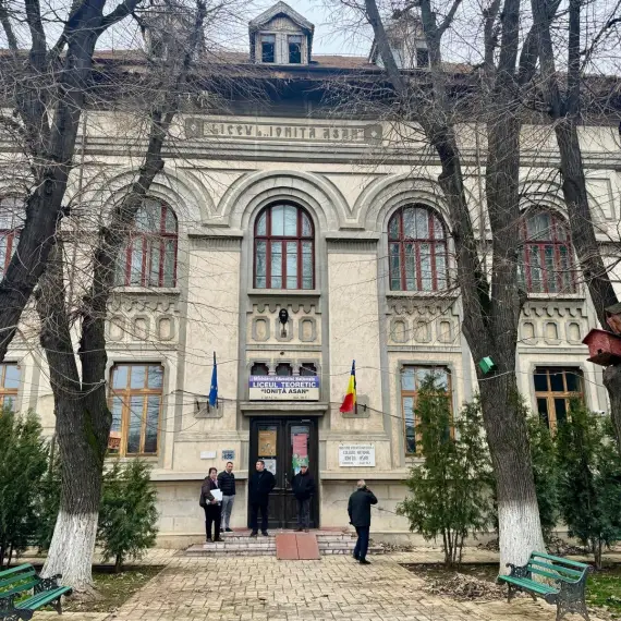 Foto Undă verde pentru restaurarea, consolidarea şi dotarea Liceului „Ioniţă Asan” din Caracal
