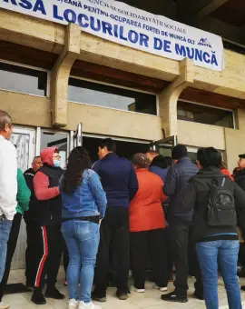 Foto 14 persoane aflate în căutrea unui loc de muncă pot urma, în ianuarie, un curs de formare profesională