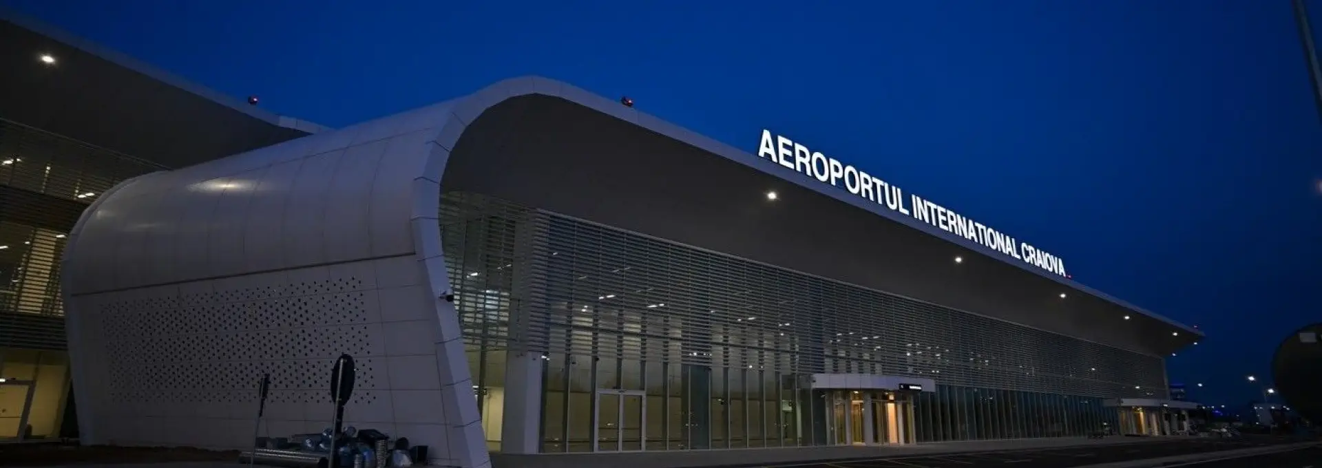 Foto Se inaugurează noul terminal de pasageri al Aeroportului Internaţional Craiova