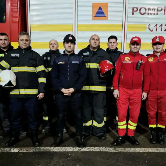 Foto Intervenţie de urgenţă în Strejeşti, după ce o femeie a căzut într-o fântână