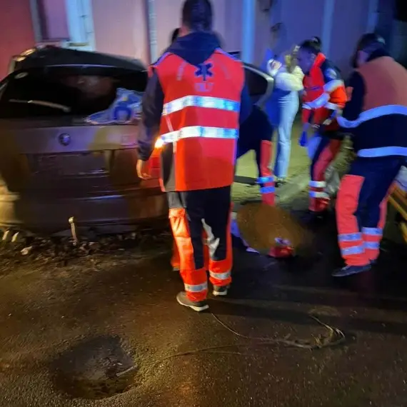 Foto Accident mortal, la Corabia. Un tânăr de 18 ani şi-a pierdut viaţa, iar alte patru victime rănite grav