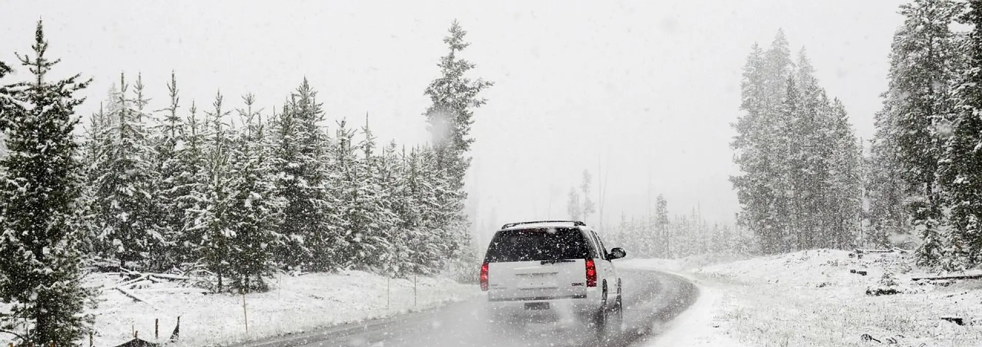 Foto Ninge de Crăciun! Oltul şi sudul ţării, sub Cod Galben 