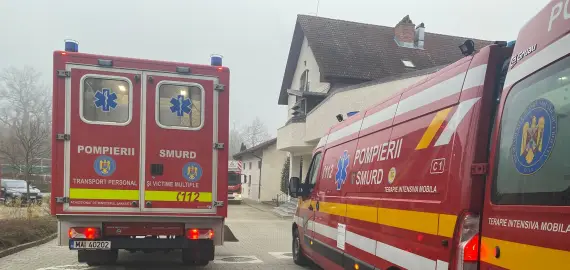 Foto Tavan prăbușit la piscina hotelului Hilton din Sibiu. A fost activat Planul Roșu de Intervenție