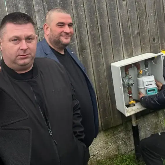 Foto Daniel Tudor: Gaze naturale funcționale în Jitaru și Mărgineni și taxe minime la Scornicești pentru anul 2026