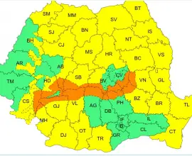 Foto Oltul, sub Cod Galben de vânt din 28 decembrie