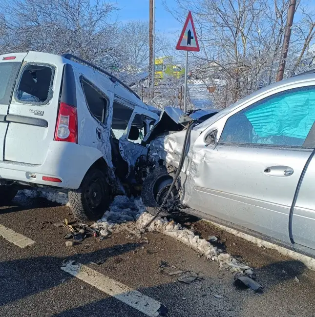Foto Accident mortal pe DN 56, în Dolj, în a doua zi de Crăciun
