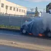 Imagine Un autoturism a luat foc, pe strada Cireașov din Slatina