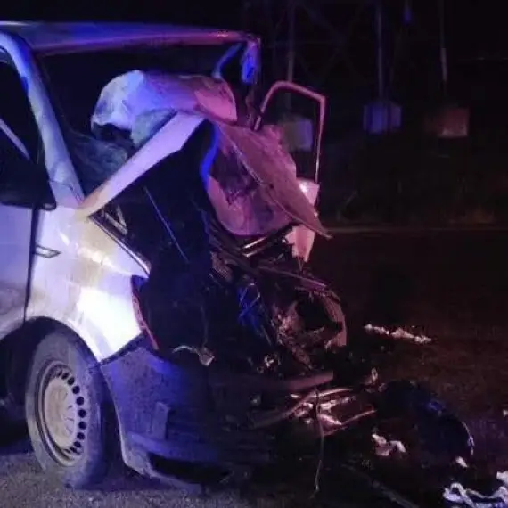 Foto Accident în Dolj, pe DN 56. Trei tineri au ajuns la spital