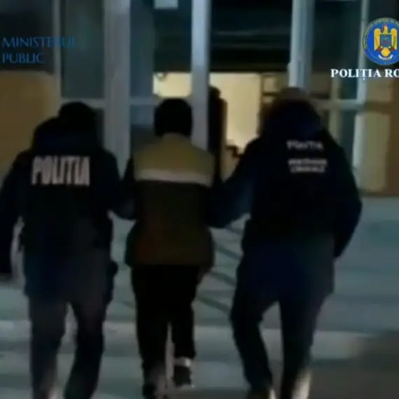 Foto Un bătrân, din Fărcaşele, înjunghiat în noaptea de Revelion în propria locuinţă