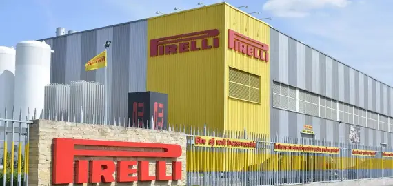 Foto „Divorț” forțat la Pirelli: Italia și SUA vor să elimine acționarul chinez Sinochem. Ce se întâmplă cu gigantul care produce la Slatina
