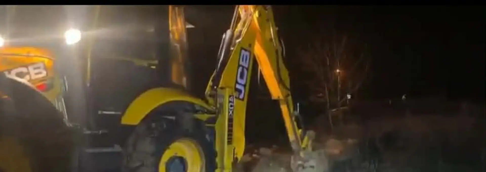 Foto VIDEO. Intervenţie pe strada Agricultorului, din Slatina, din cauza ploilor