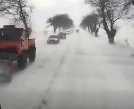 Foto VIDEO. Viscol la sol pe DN 54, între Corabia şi Caracal. Trafic îngreunat