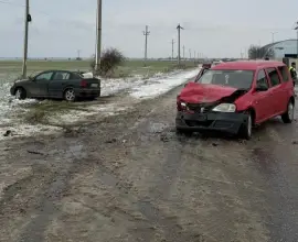 Foto Cinci persoane rănite, într-un accident rutier produs la Izbiceni