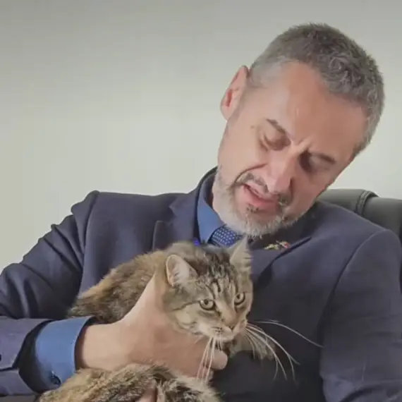 Foto Mario De Mezzo spune că Primăria Slatina se descurcă şi fără banii contribuabililor care vor să boicoteze. Avertismentul pentru rău-platnici