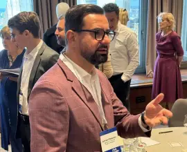 Foto Scandalul UE-Mercosur: Adrian Chesnoiu acuză o „trădare” a fermierilor români. „Cine a vândut interesele agriculturii?”