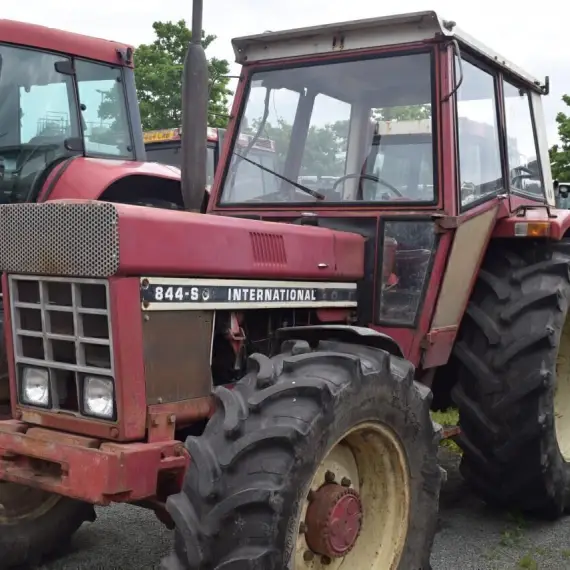 Foto Alcoolemie record la volanul unui tractor neînmatriculat. Agricultor din Olt condamnat după un control pe DJ 604